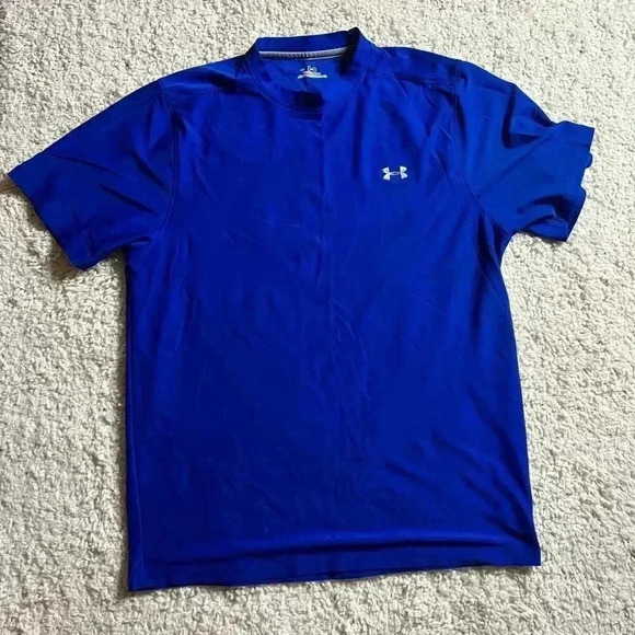 Men’s Size Small Under Armor Short Sleeve Heat Gear Shirt - Picture 1 of 4